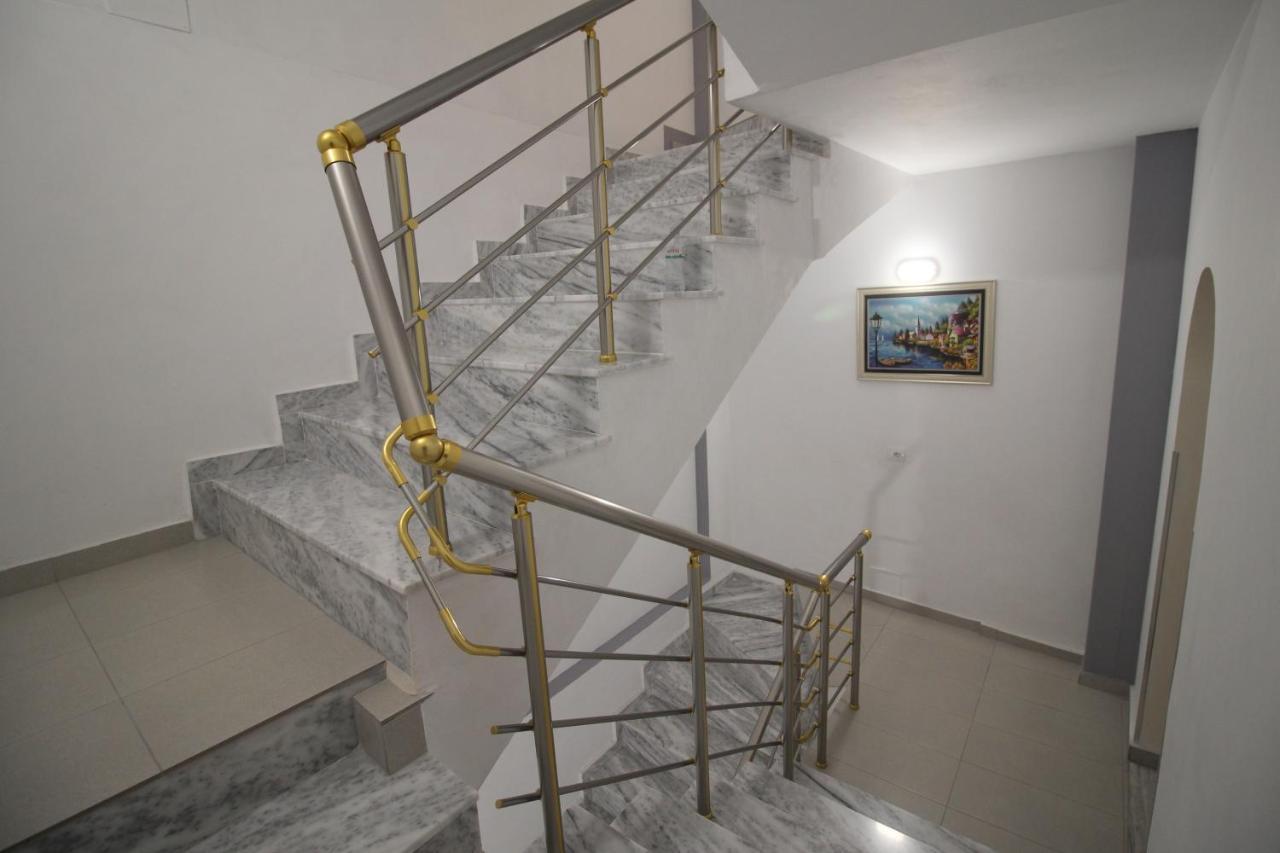 Doka Center Apartments Saranda Extérieur photo